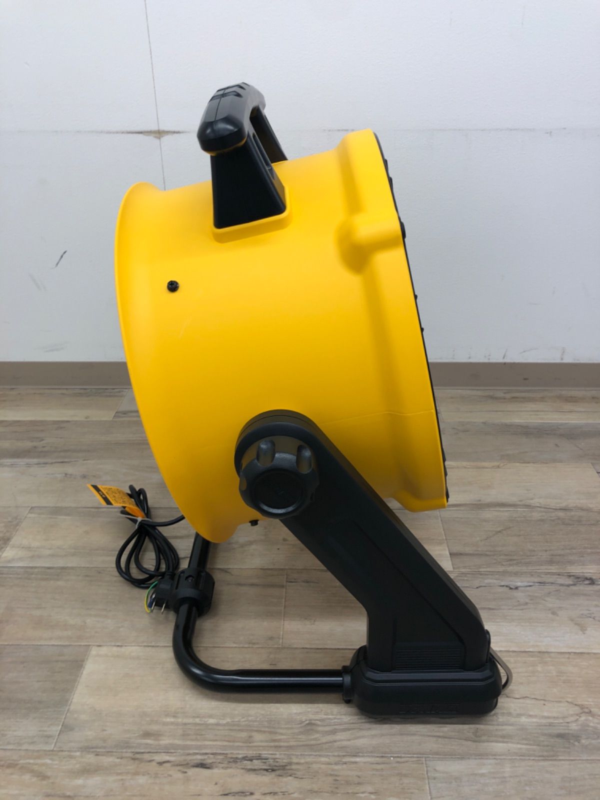 DeWalt 40cm 工場扇 DXF004008 - メルカリ