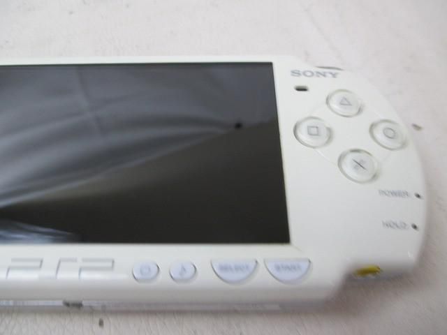 中古品 ゲーム PSP 本体 PSP2000 セラミックホワイト 動作品 箱付き