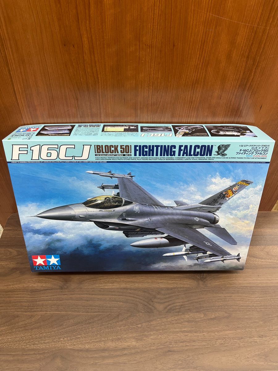 未組立品 TAMIYA 1/32 F-16CJ Block 50 ファイティングファルコン