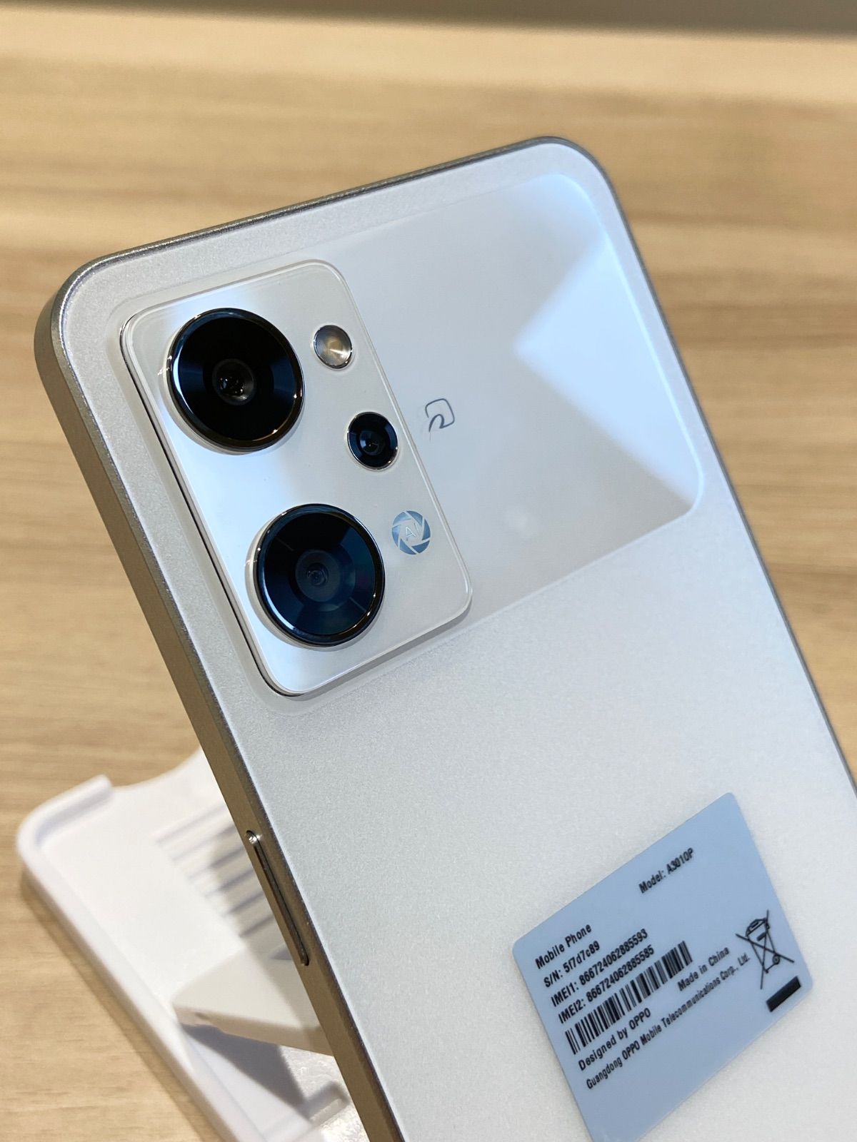 OPPO Reno9 A 128GB ムーンホワイト SIMフリー 未使用 - メルカリ