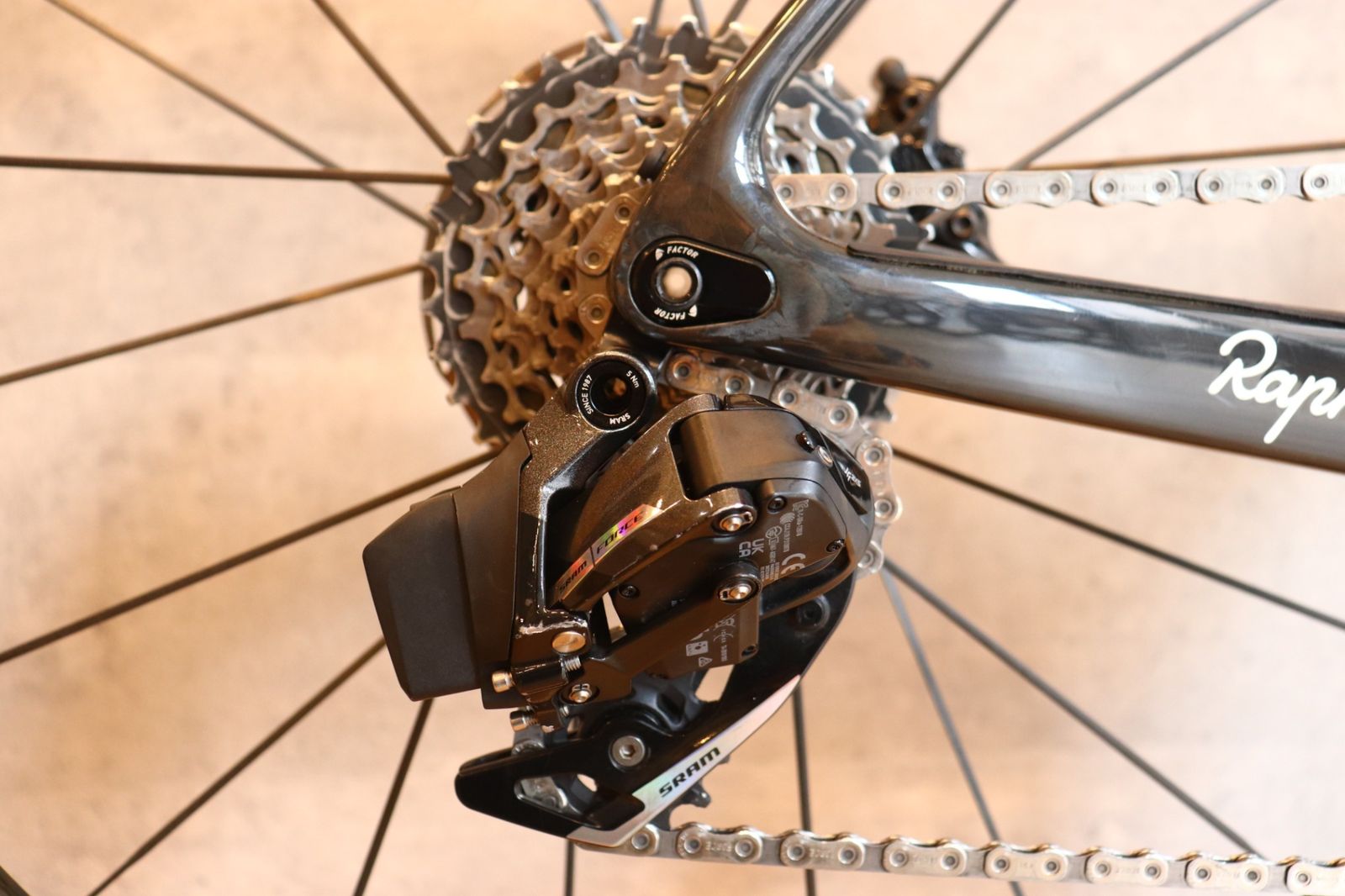ファクター FACTOR オストロ OSTRO VAM 2.0 RCC 2024 52サイズ SRAM