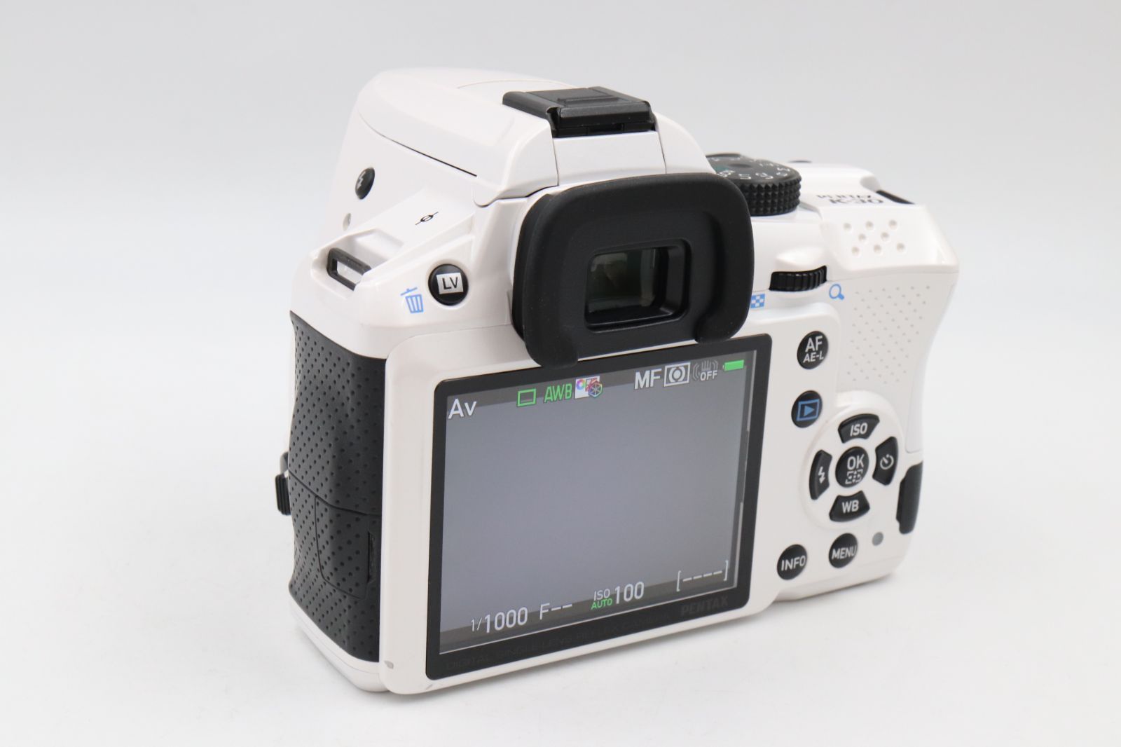 極上品 ショット数1,776回☆ペンタックス PENTAX K-30 ホワイト ボディ