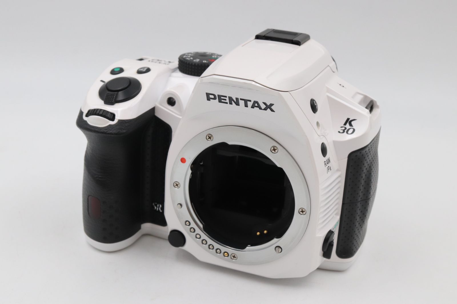 極上品 ショット数1,776回☆ペンタックス PENTAX K-30 ホワイト ボディ