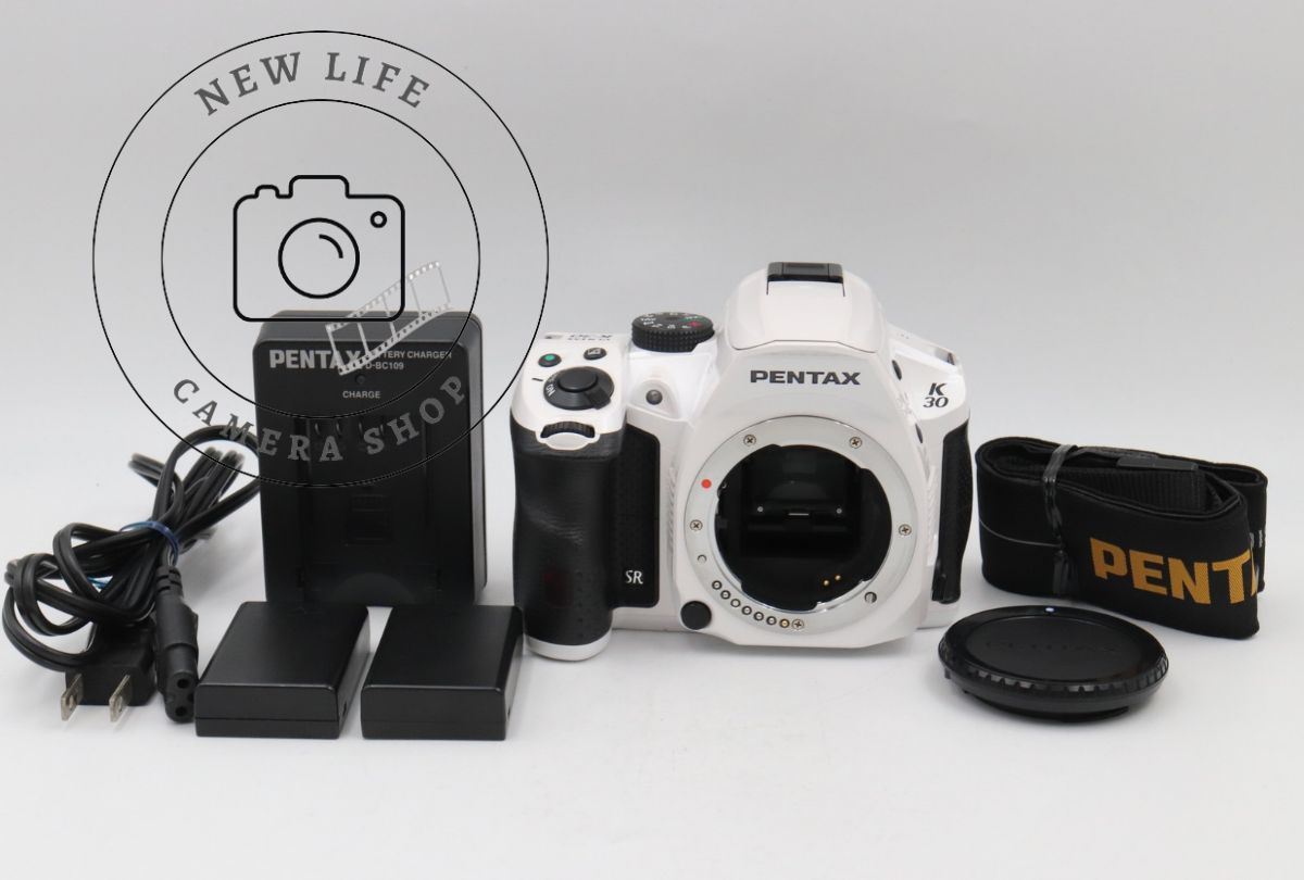 極上品 ショット数1,776回☆ペンタックス PENTAX K-30 ホワイト ボディ