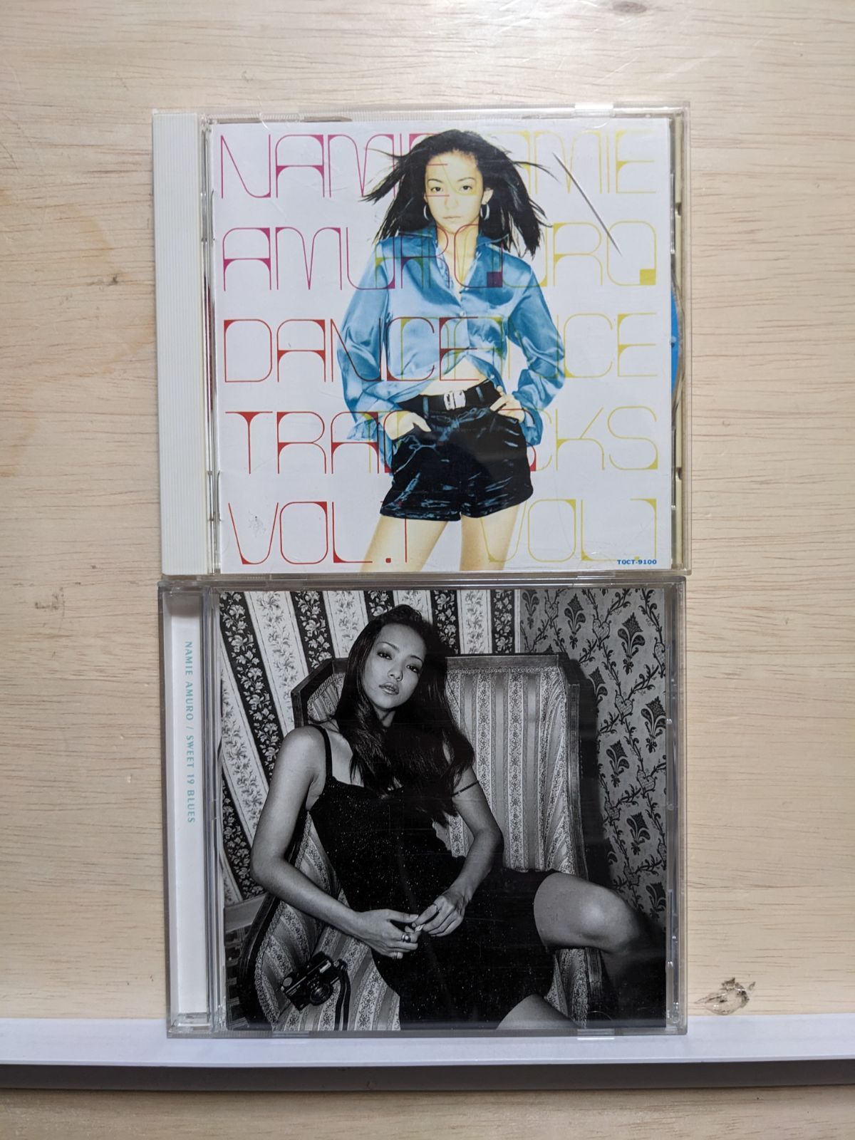 3009.44 安室奈美恵 DANCE TRACKS VOL.1 SWEET 19 BLUES CD 2枚セット