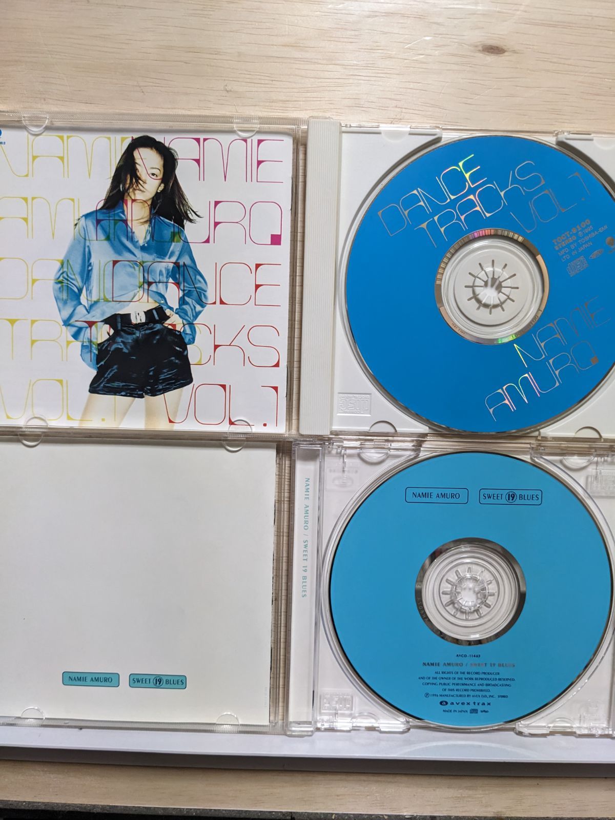 3009.44 安室奈美恵 DANCE TRACKS VOL.1 SWEET 19 BLUES CD 2枚セット