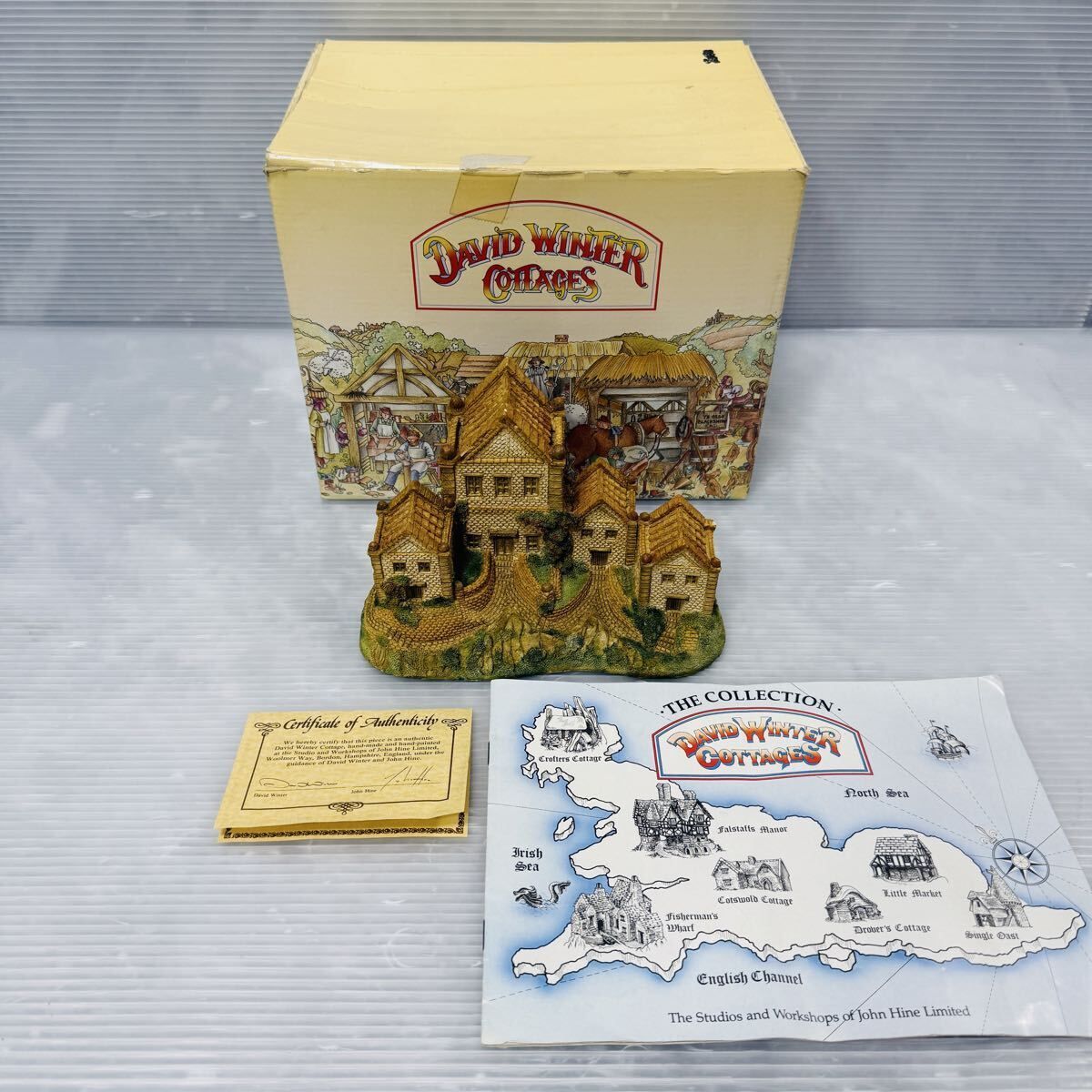 希少 1983年 David Winter ALMS HOUSES 英国製 元箱 証明書付 デイビッドウインター ハンドメイド ミニチュアハウス