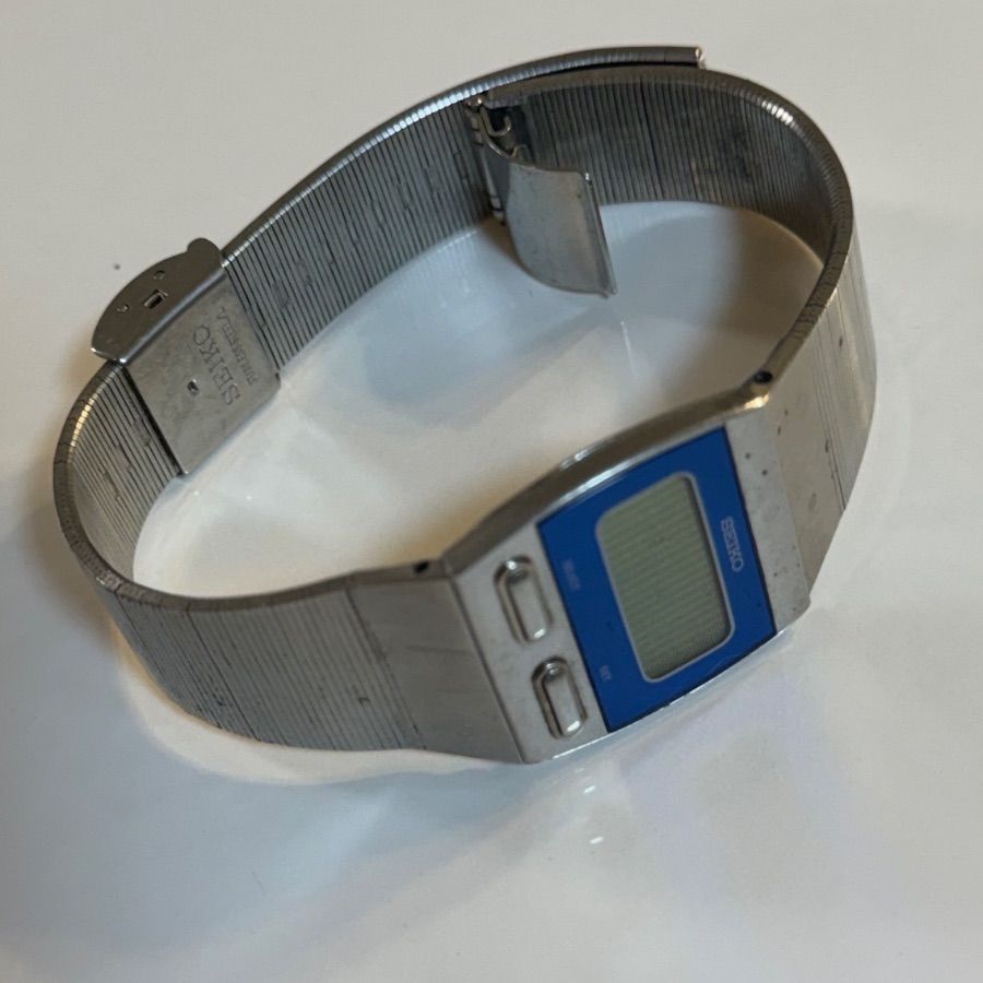時計 SEIKO F231-4000 SEIKO セイコー F231-4000 デジタル 腕時計 ブルー ヴィンテージ 純正