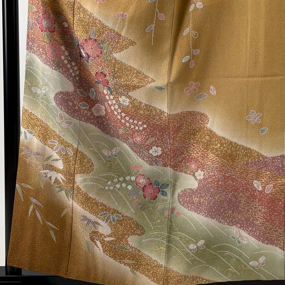 訪問着 身丈158.5cm 裄丈63cm S 袷 辻が花柄 波 金彩 ぼかし 黄土色