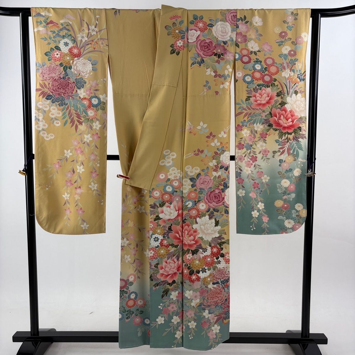 振袖 身丈156cm 裄丈63cm S 袷 牡丹 菊 染め分け 山吹色 正絹 逸品