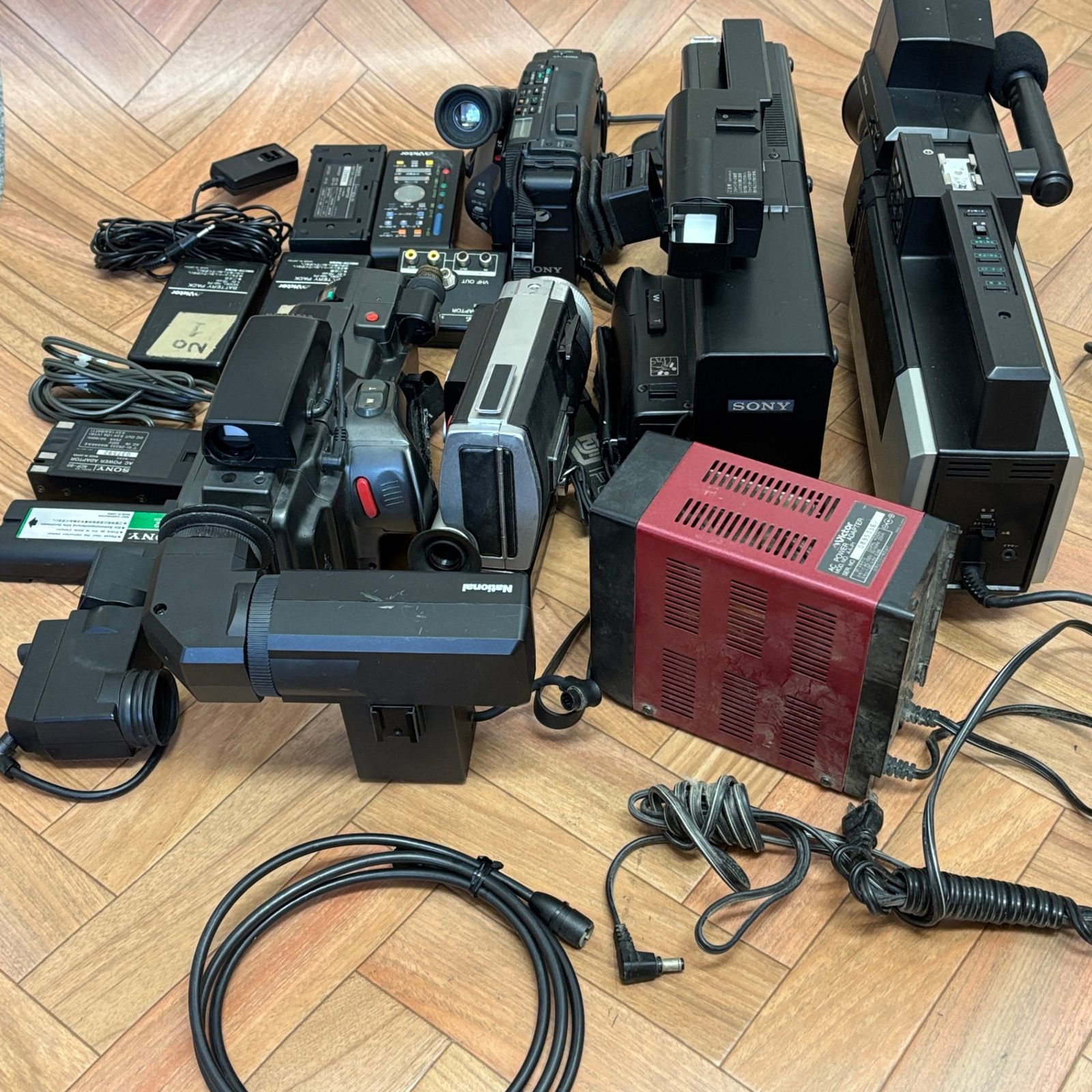 まとめ】デジタルビデオカメラ5台 SONY他 ＋周辺機器セット ジャンク品