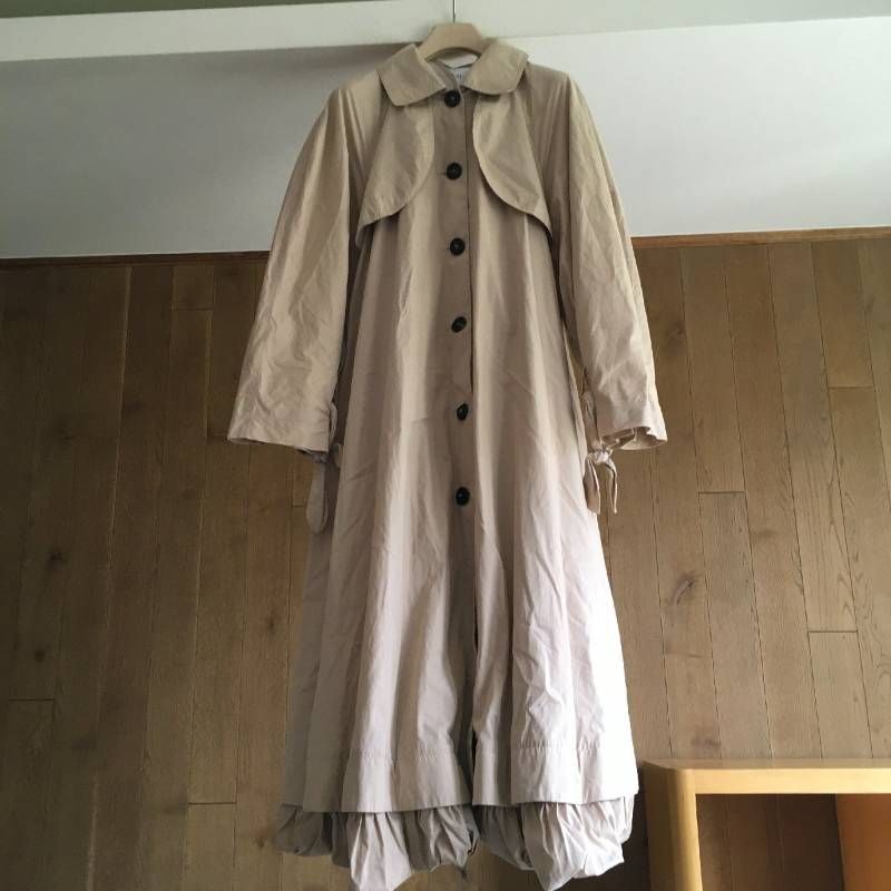 定価18万 PATOU パトゥ コットンギャバジン フリル トレンチコート 36 極美品 PATOU パトゥ コットン ギャバジン トレンチコート34 - メルカリ