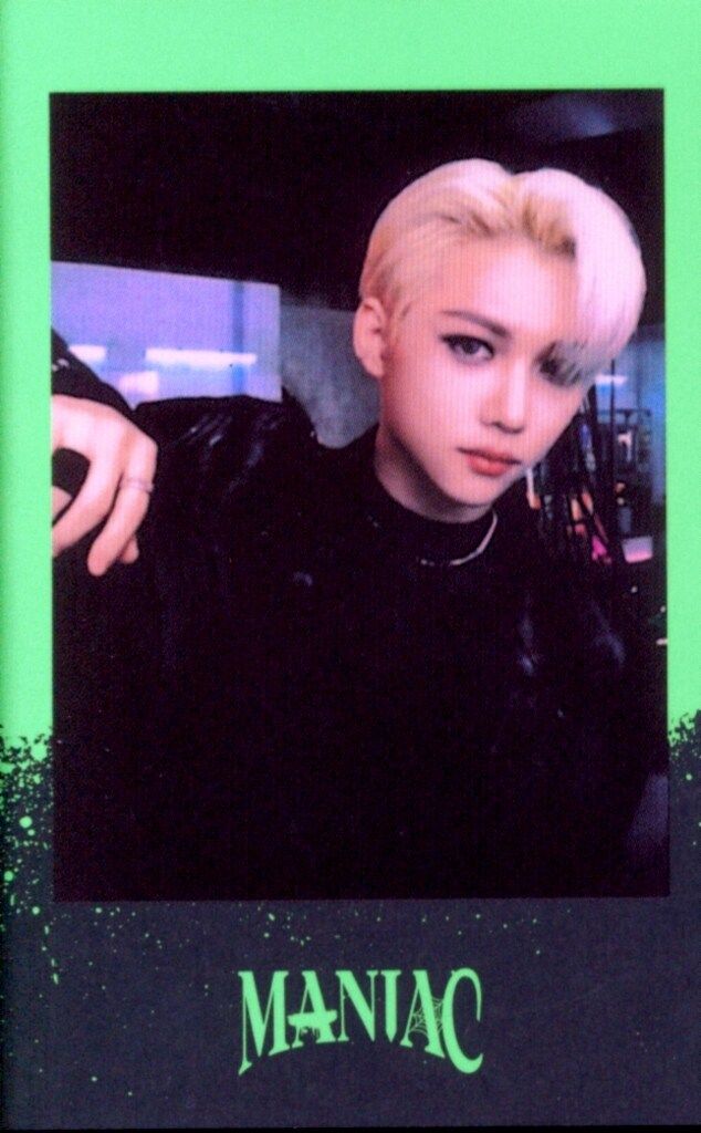 StrayKids 2022MANIAC inSEOUL FELIX ポラロイドカード 1/5黒 - メルカリ