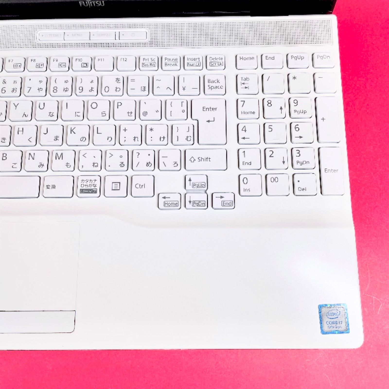 富士通 第8世代Corei7 SSD256GB 8GB 白 - メルカリ