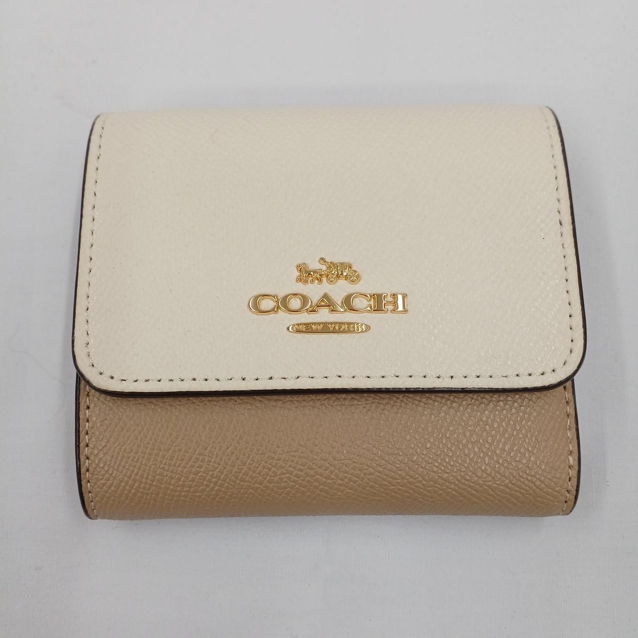 COACH 型番:ベージュ 折りたたみ財布