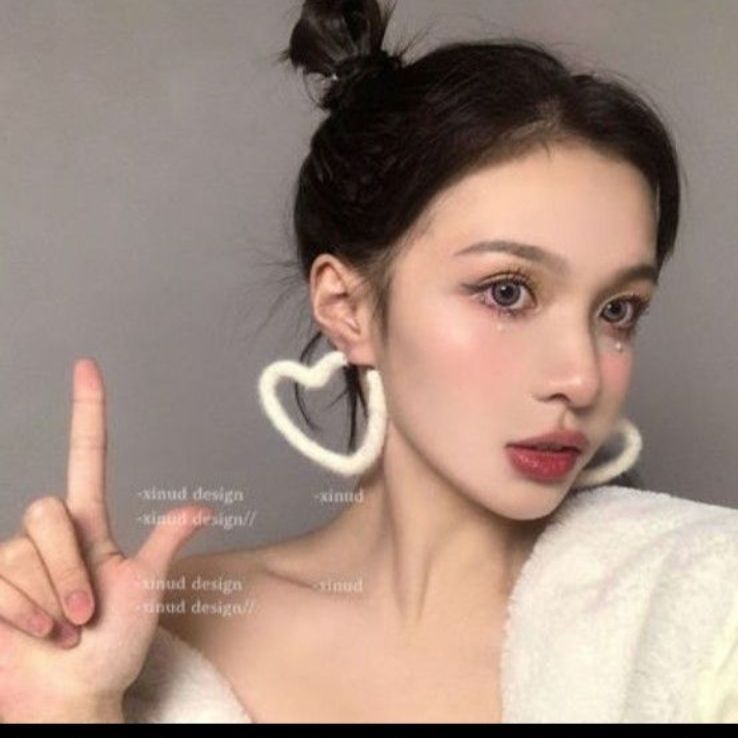 https://assets.mercari-shops-static.com/-/large/plain/2JXJi7NbaEFcAJL7eb4Mag.jpg@jpg