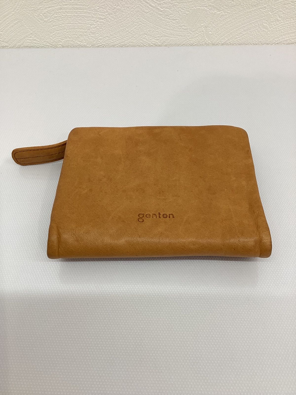 genten 二つ折り財布 レザー本革 キャメルブラウン - メルカリ