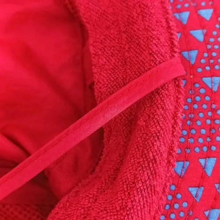 https://assets.mercari-shops-static.com/-/large/plain/2JXJkwzpidbSxLG4wuaSNo.jpg@jpg