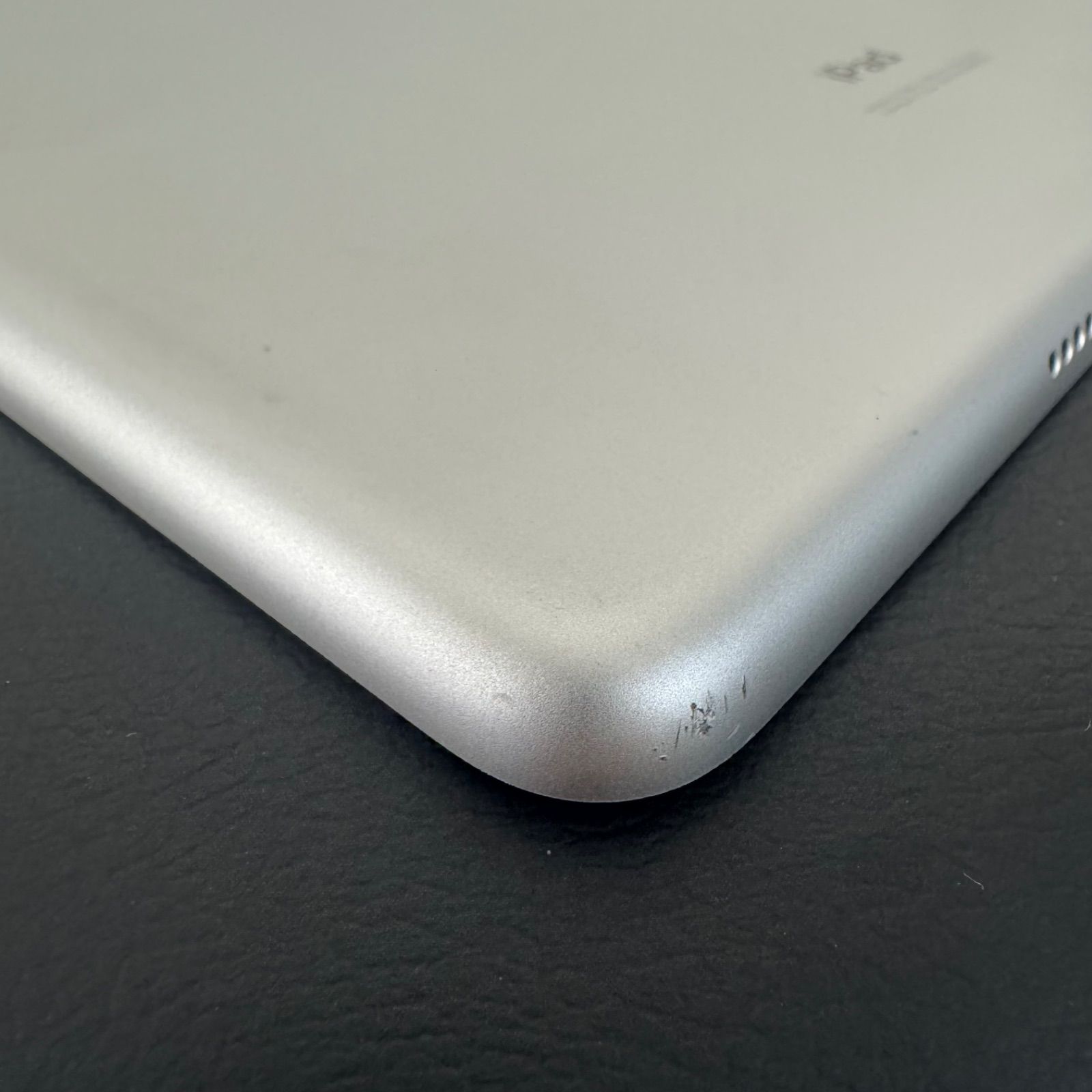iPad 第8世代 Wi-Fi 32GB シルバー NYLA2J/A - メルカリ