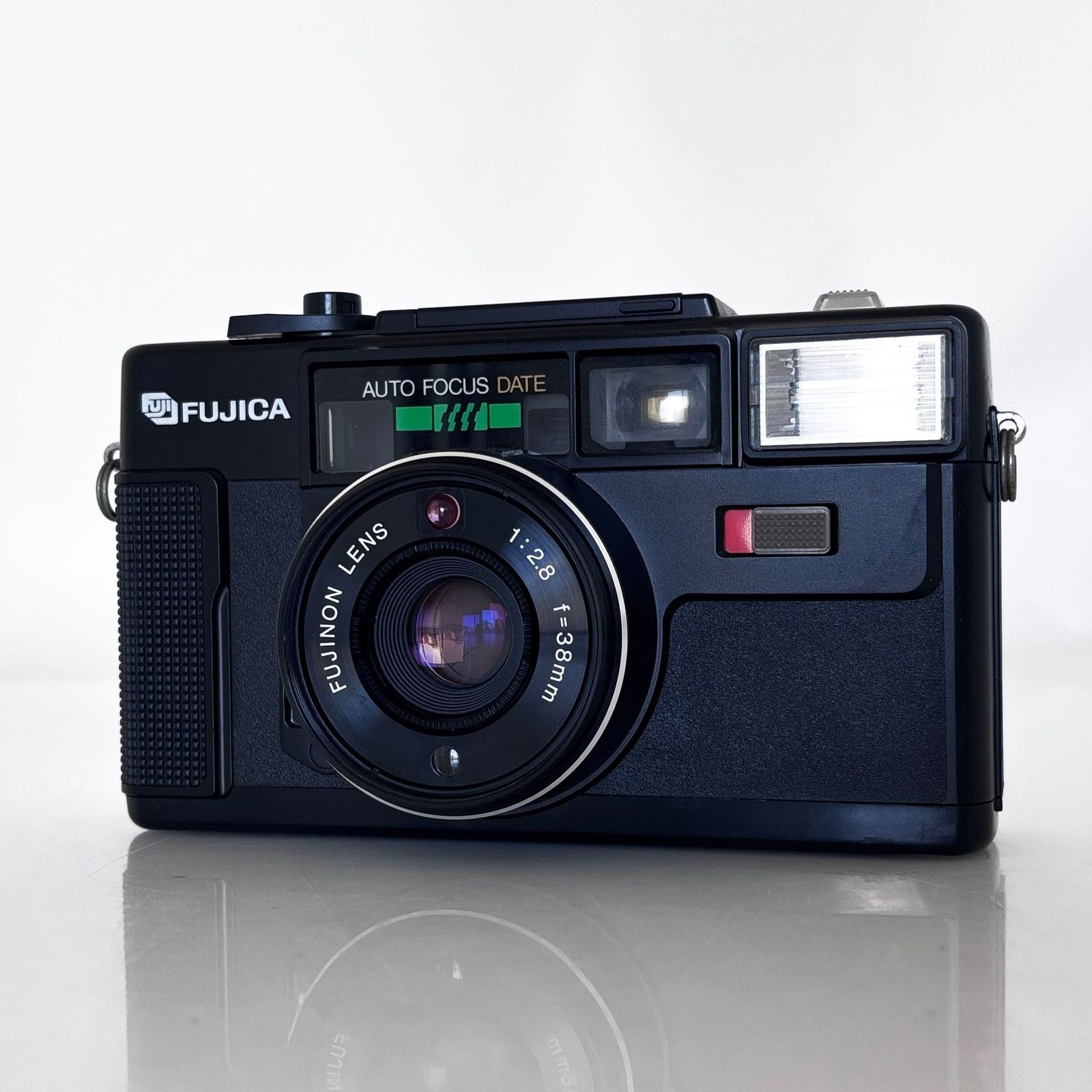 フジカ】FUJICA AUTO-7 DATE コンパクトフィルムカメラ #W693 - メルカリ