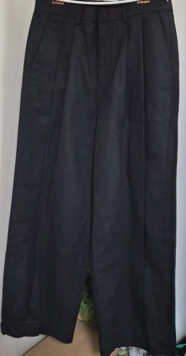 (新品)SENNE ピンタック バルーン パンツ