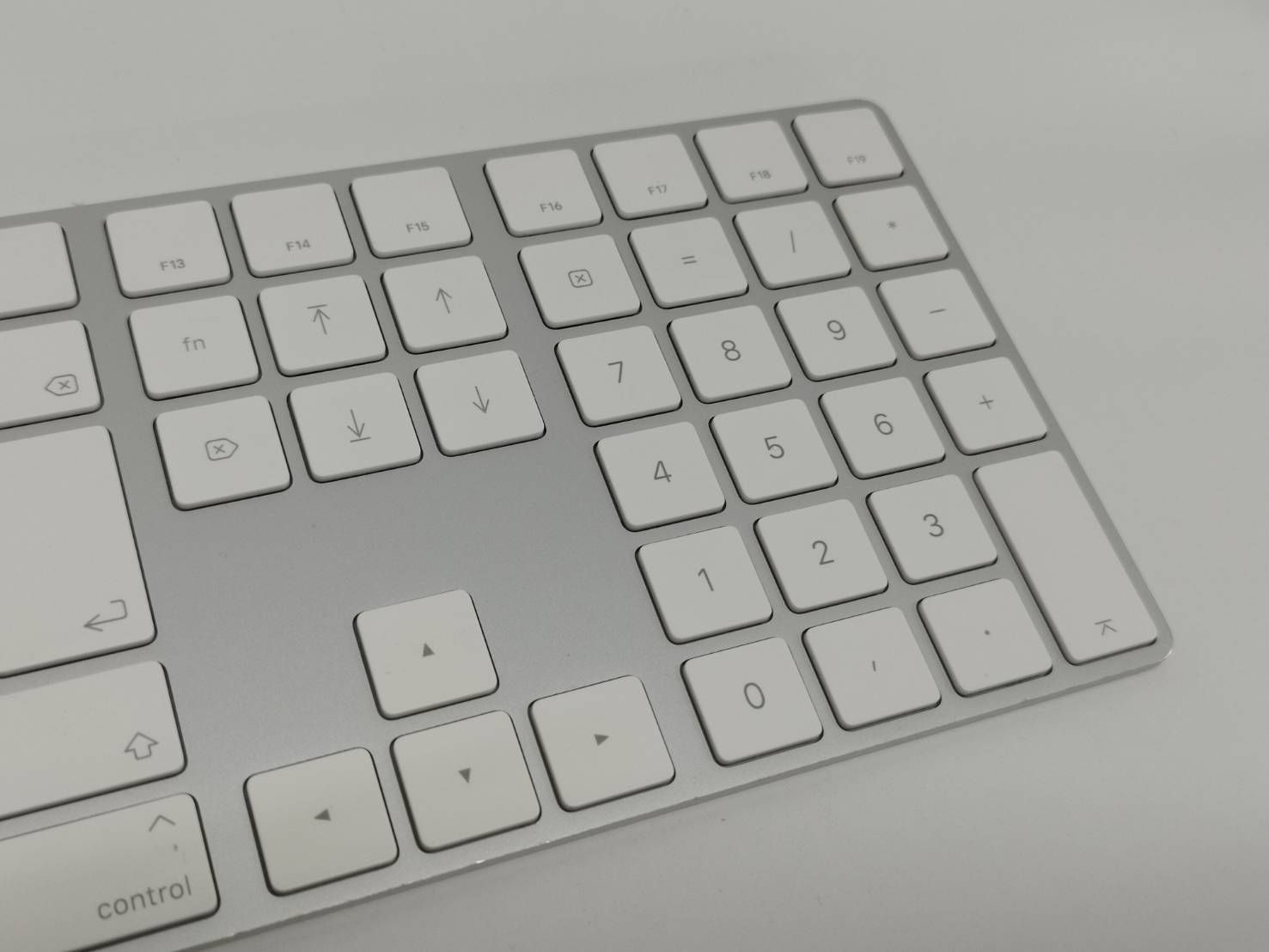 Apple Magic Keyboard/テンキー付き Magic Mouse 2セット - メルカリ