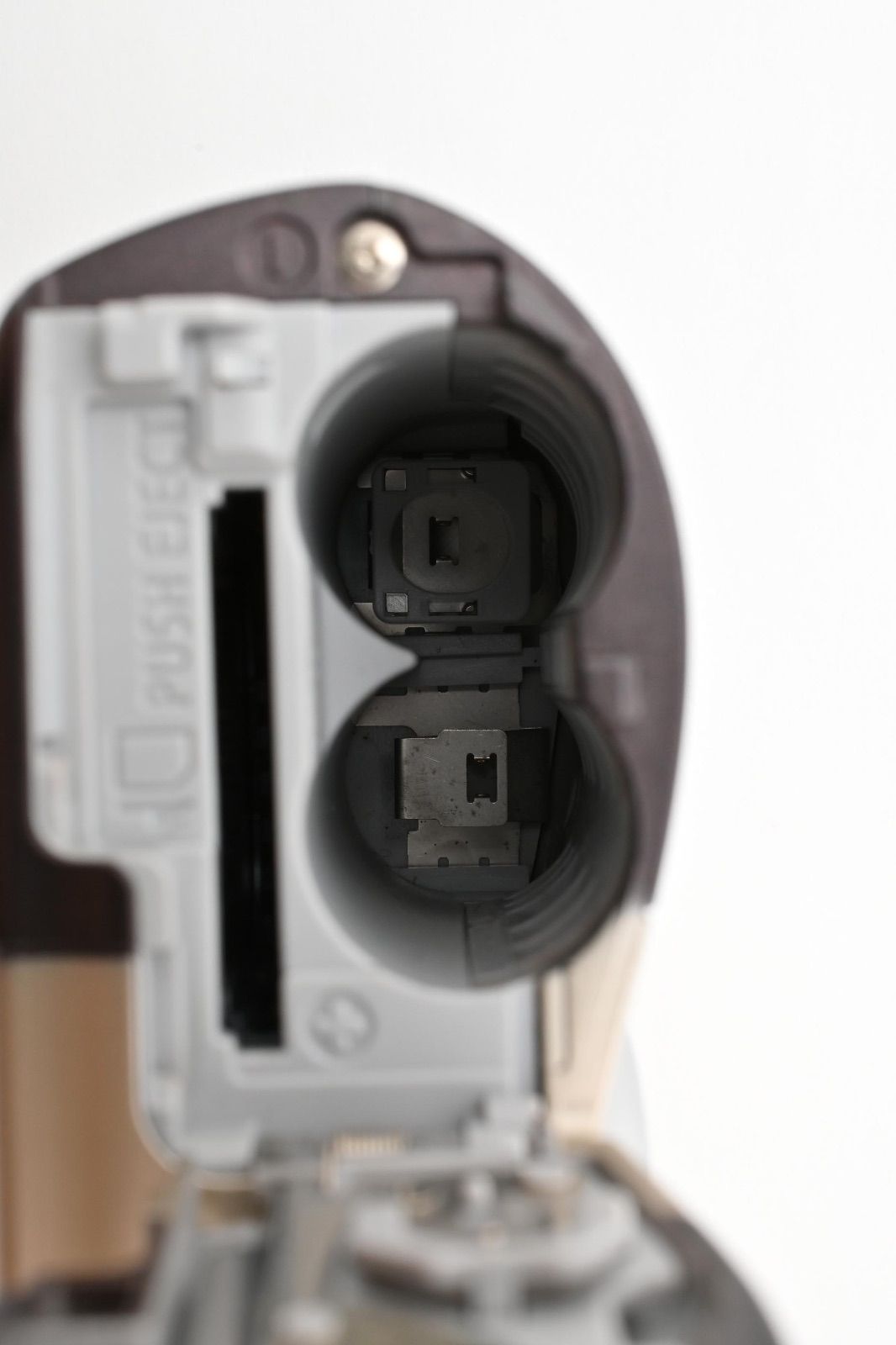☆良品☆ Canon キャノン PowerShot A1000IS ブラウン PC1309 パワー