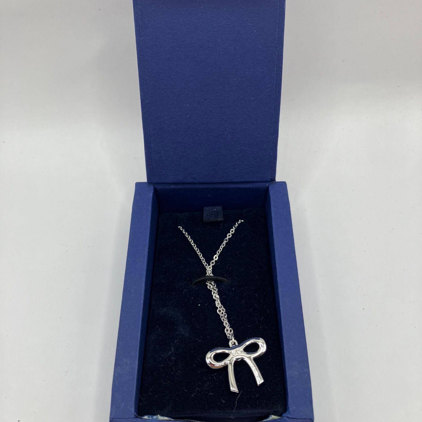 5402 【美品】 Swarovski スワロフスキー ネックレス リボン