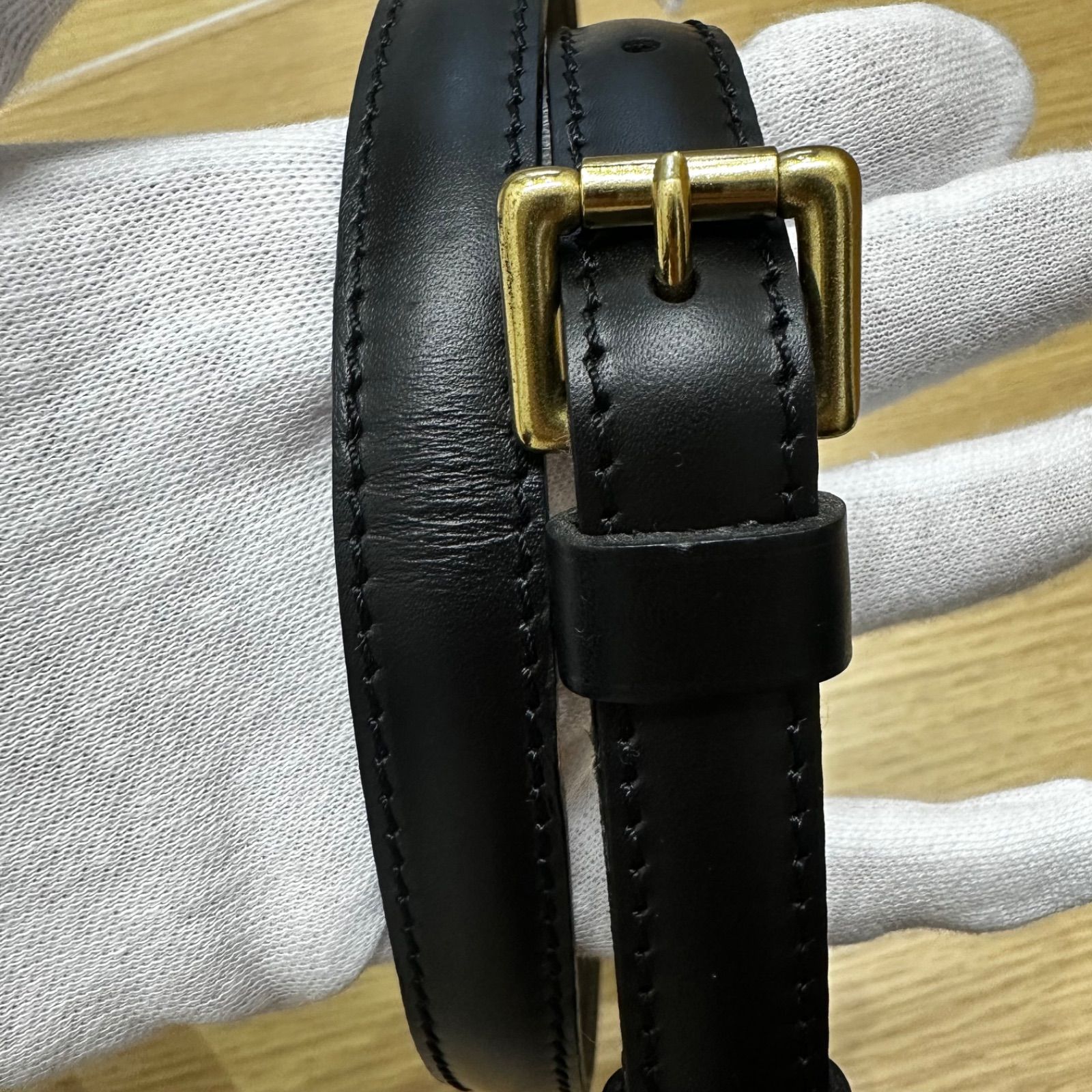 LOUIS VUITTON ルイヴィトン モンソー エピ 黒 ショルダーストラップ