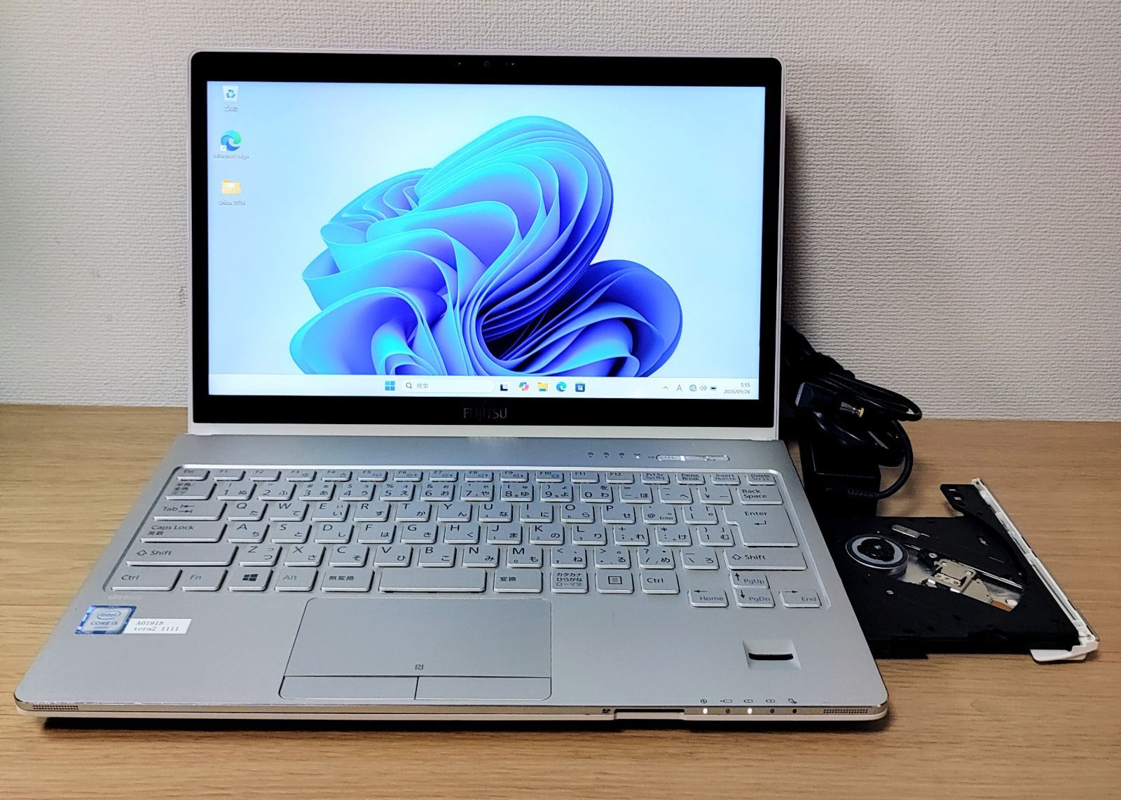 LIFEBOOK Corei5 メモリ8GB SSD500GB WQHD - メルカリ