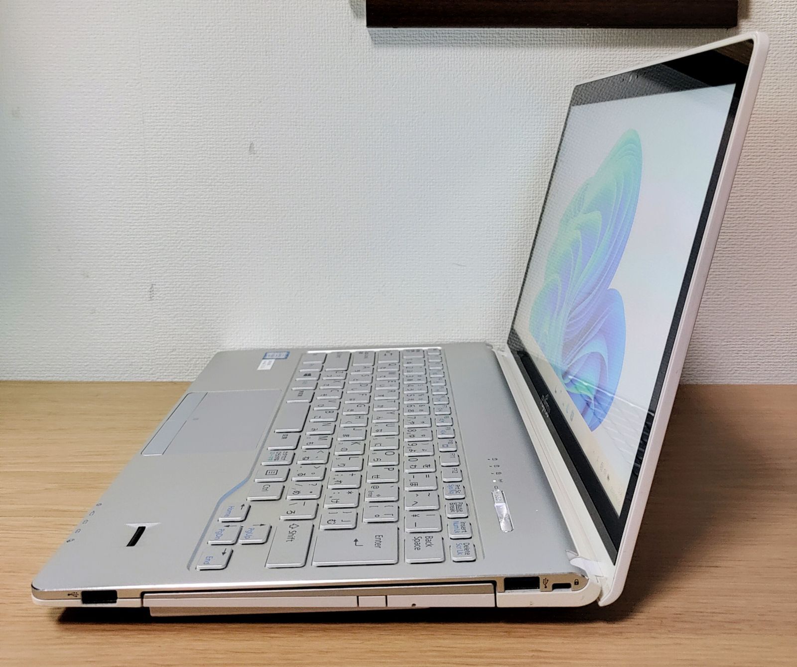 LIFEBOOK Corei5 メモリ8GB SSD500GB WQHD - メルカリ