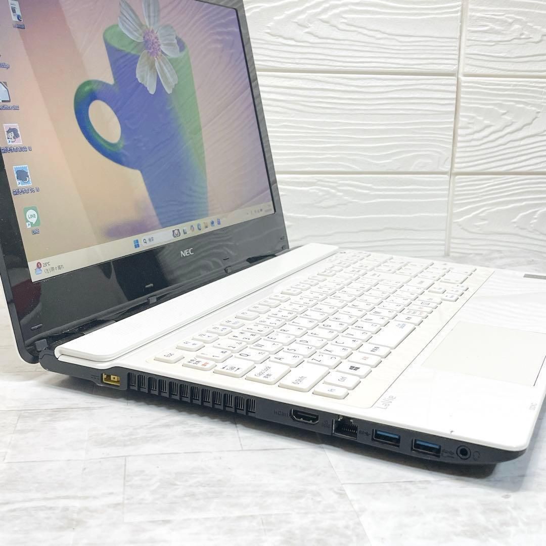 白で可愛い❤️NECノートパソコンWindows11✨SSD✨DVDカメラ付き 早い者勝ち‼️爆速SSD Windows11ノートパソコン 8GB カメラ オフィス
