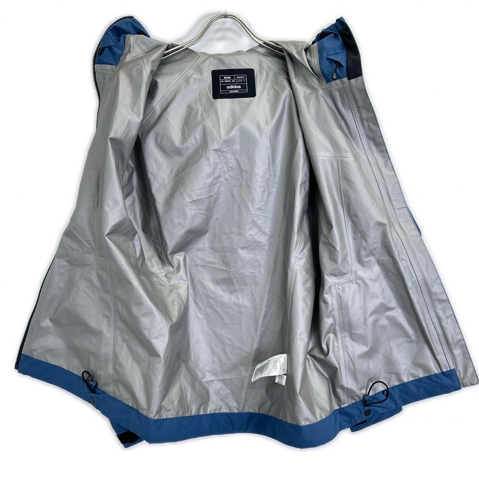 https://assets.mercari-shops-static.com/-/large/plain/2JXKJi3M7S3CMfiJrFxNkG.jpg@jpg