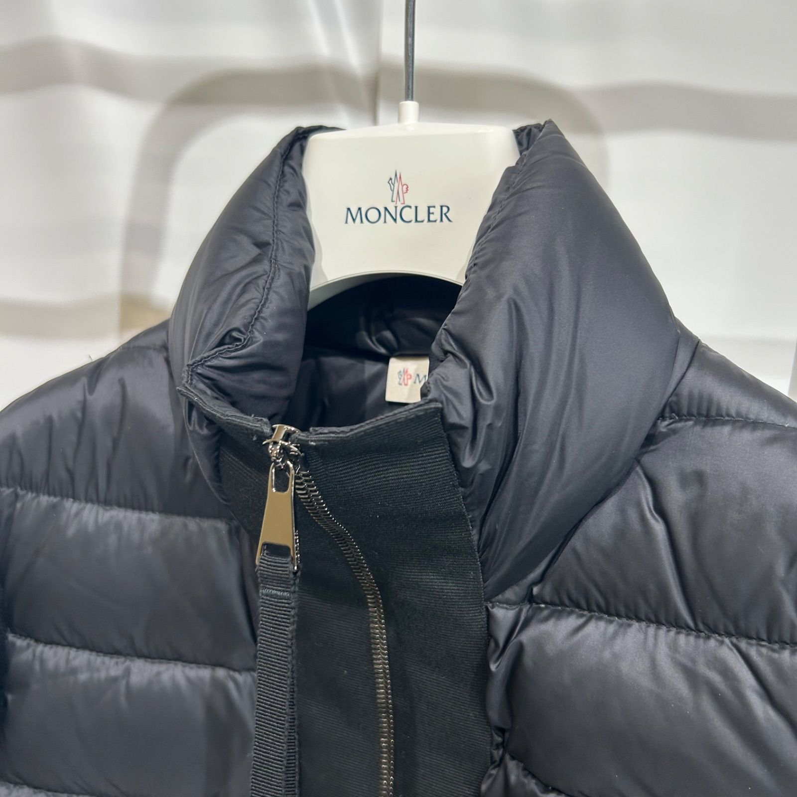美品】 MONCLER モンクレールダウン切り替えニットジャケット黒XS