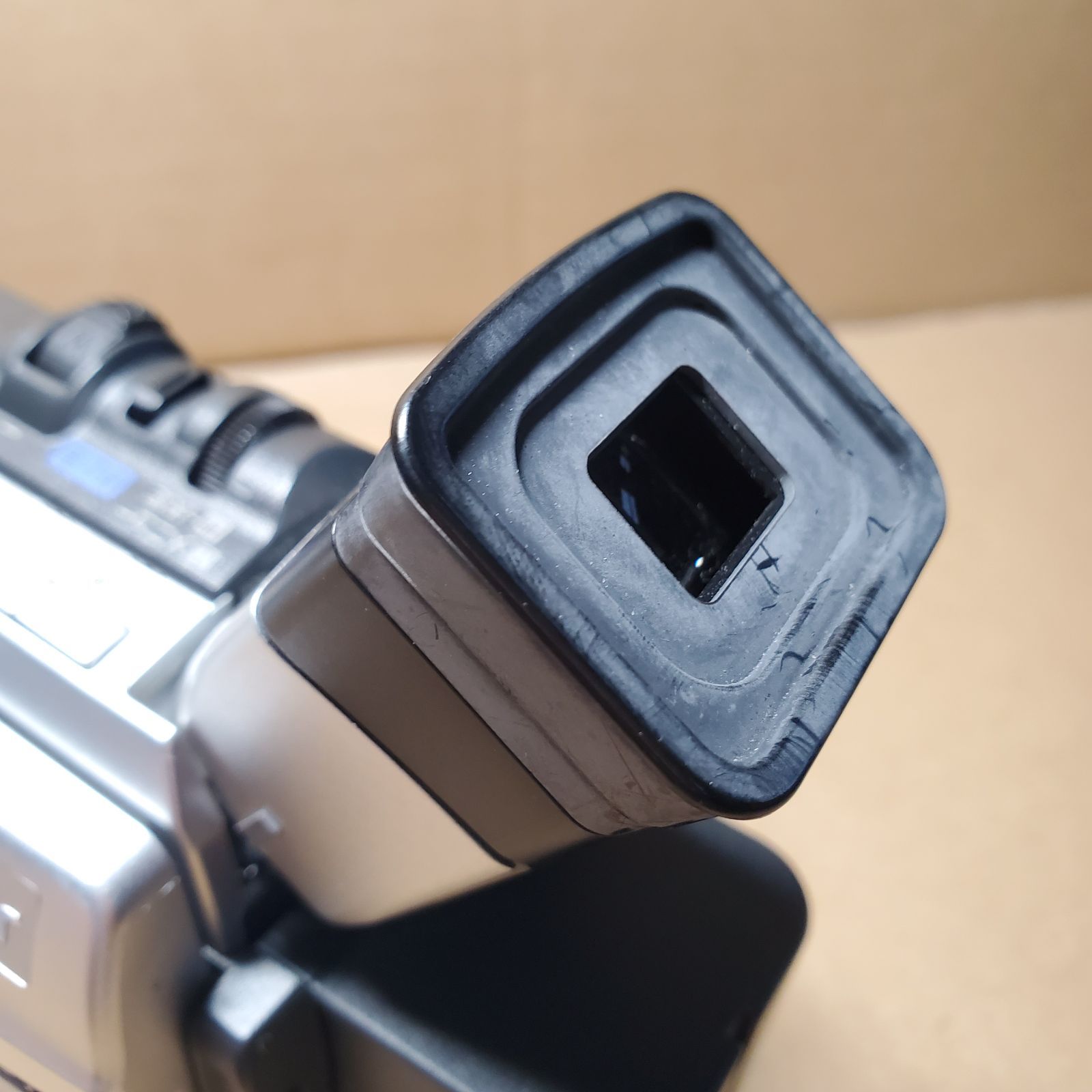 ビクター MiniDVビデオカメラ GR-DVA22K 本体 付属品 - メルカリ