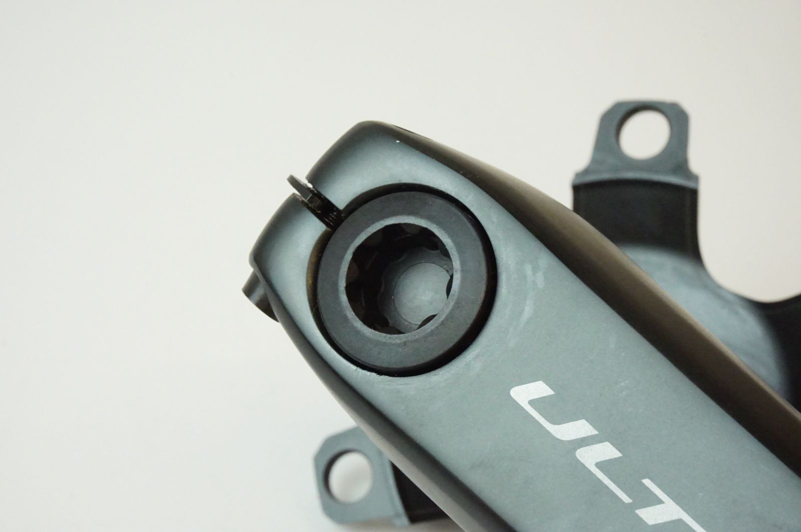 SHIMANO 「シマノ」 ULTEGRA FC-R8100 170mm クランクアームセット