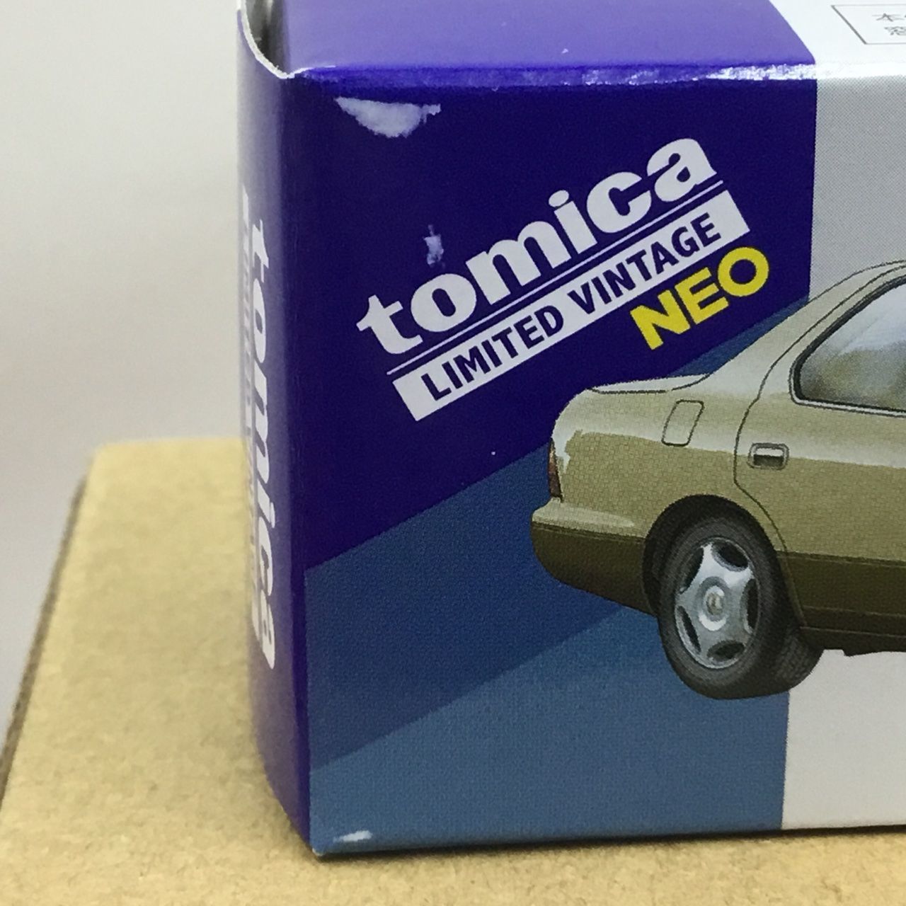 アジア限定 新品・未開封品 外箱スレあり トミカ リミテッド