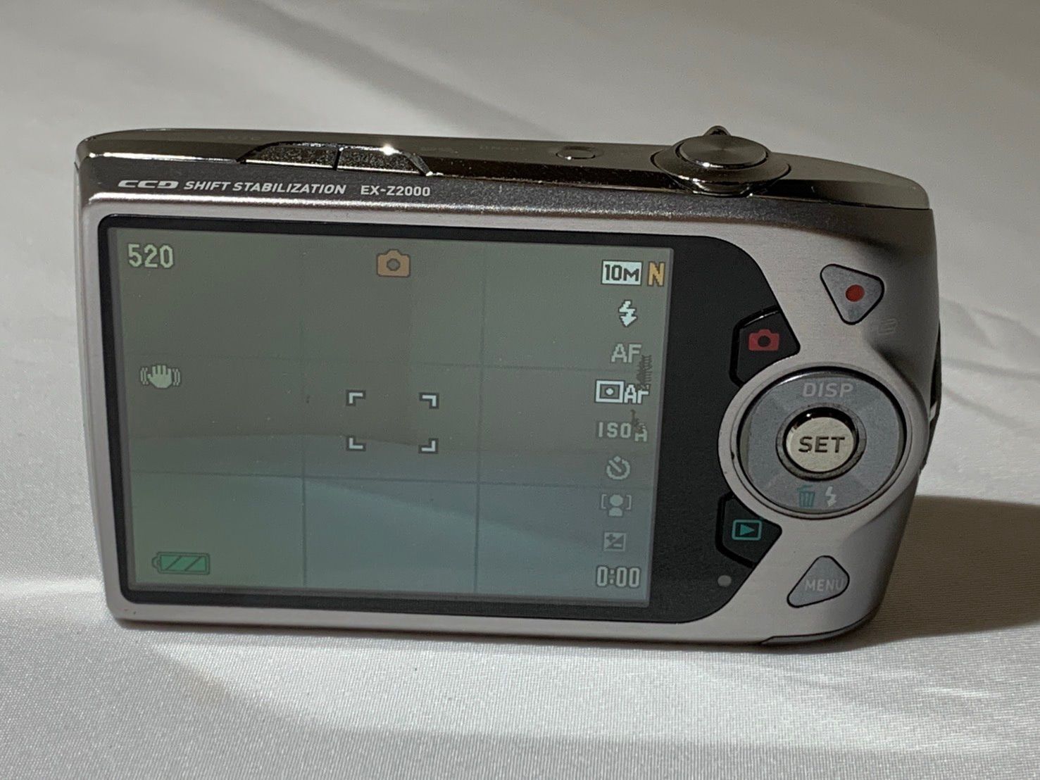 4271 Casio EXILIM EX-Z2000 シルバー 動作確認済み やや訳アリ