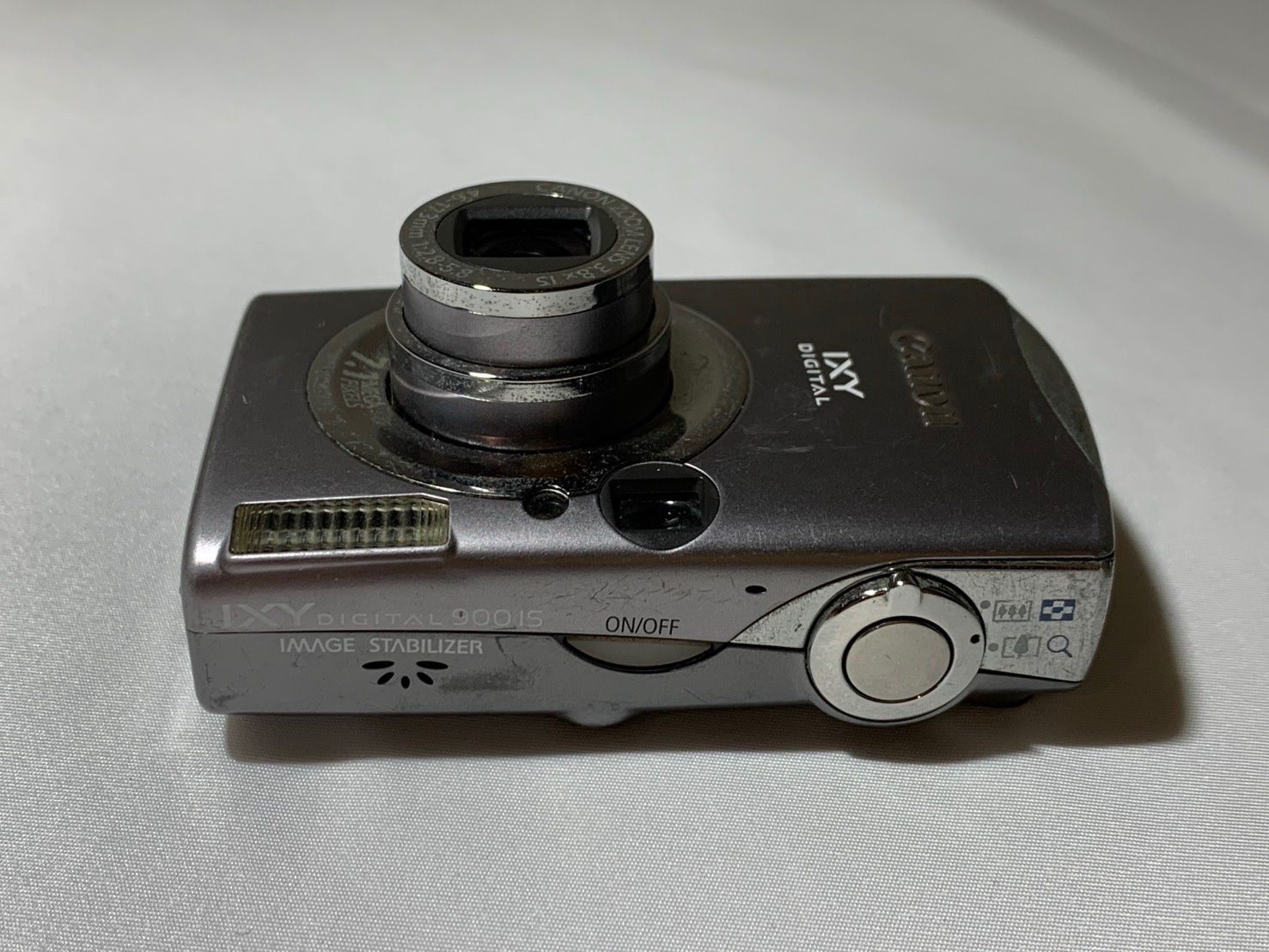4298 Canon IXY DIGITAL 900 IS シルバー ジャンク品 デジカメ【コ