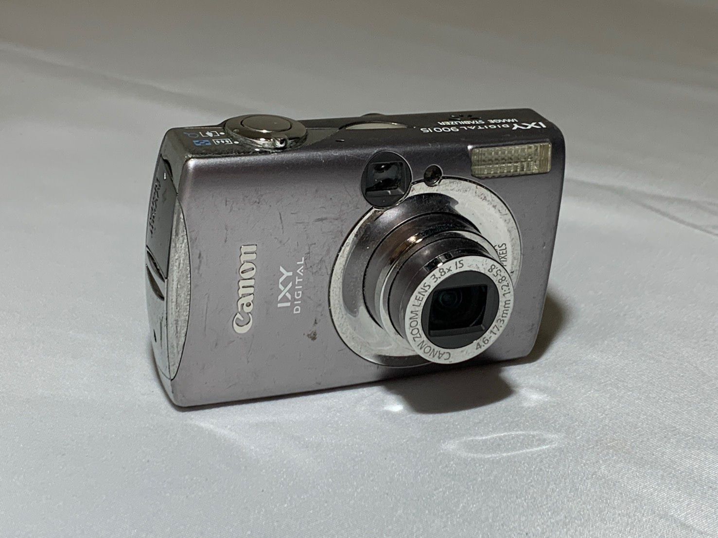 4298 Canon IXY DIGITAL 900 IS シルバー ジャンク品 デジカメ【コ