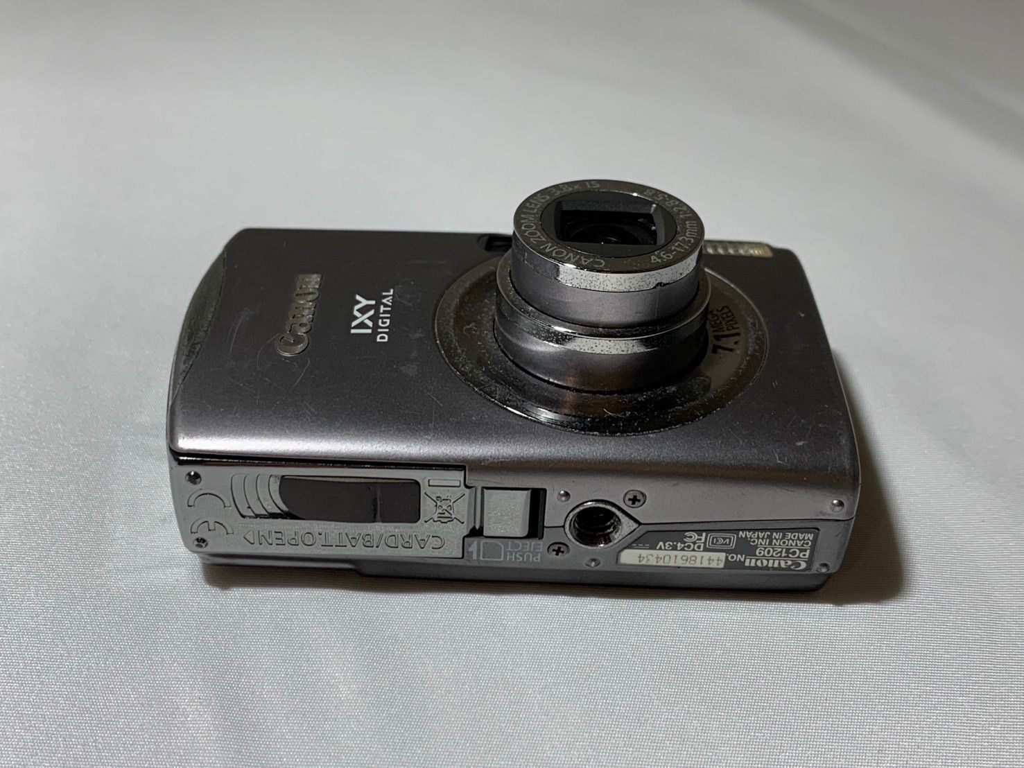 4298 Canon IXY DIGITAL 900 IS シルバー ジャンク品 デジカメ【コ