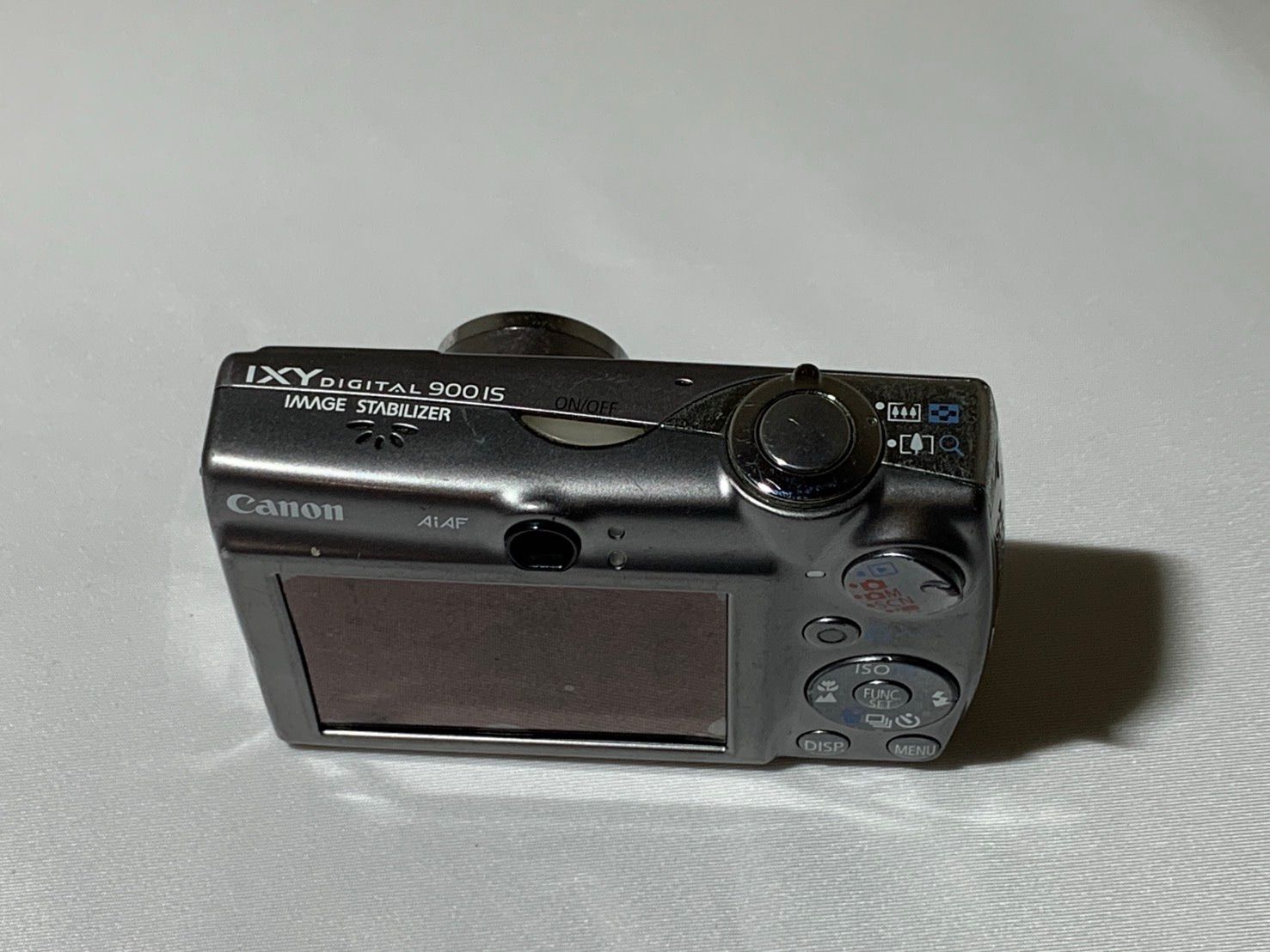 4298 Canon IXY DIGITAL 900 IS シルバー ジャンク品 デジカメ【コ