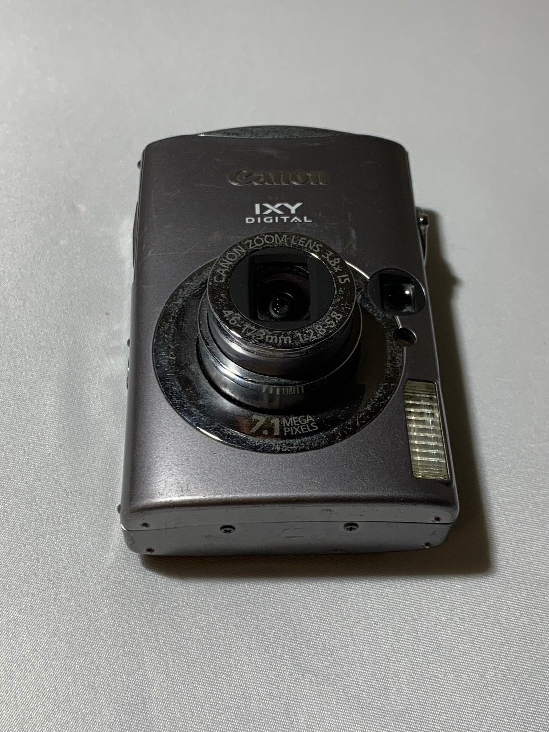 4298 Canon IXY DIGITAL 900 IS シルバー ジャンク品 デジカメ【コ