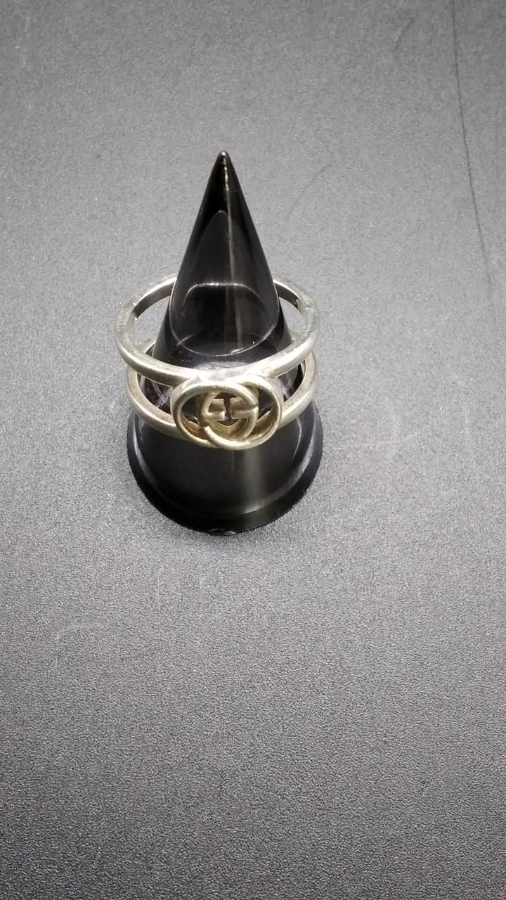 GUCCI シルバーリング 14,895円