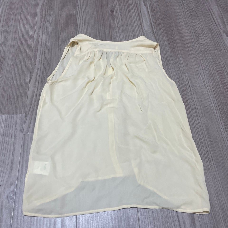 Vince ヴィンス　トップス　シルク　シャツ　ブラウス　未使用 234187】VINCE ヴィンス ノースリーブブラウス シャツ シルク100
