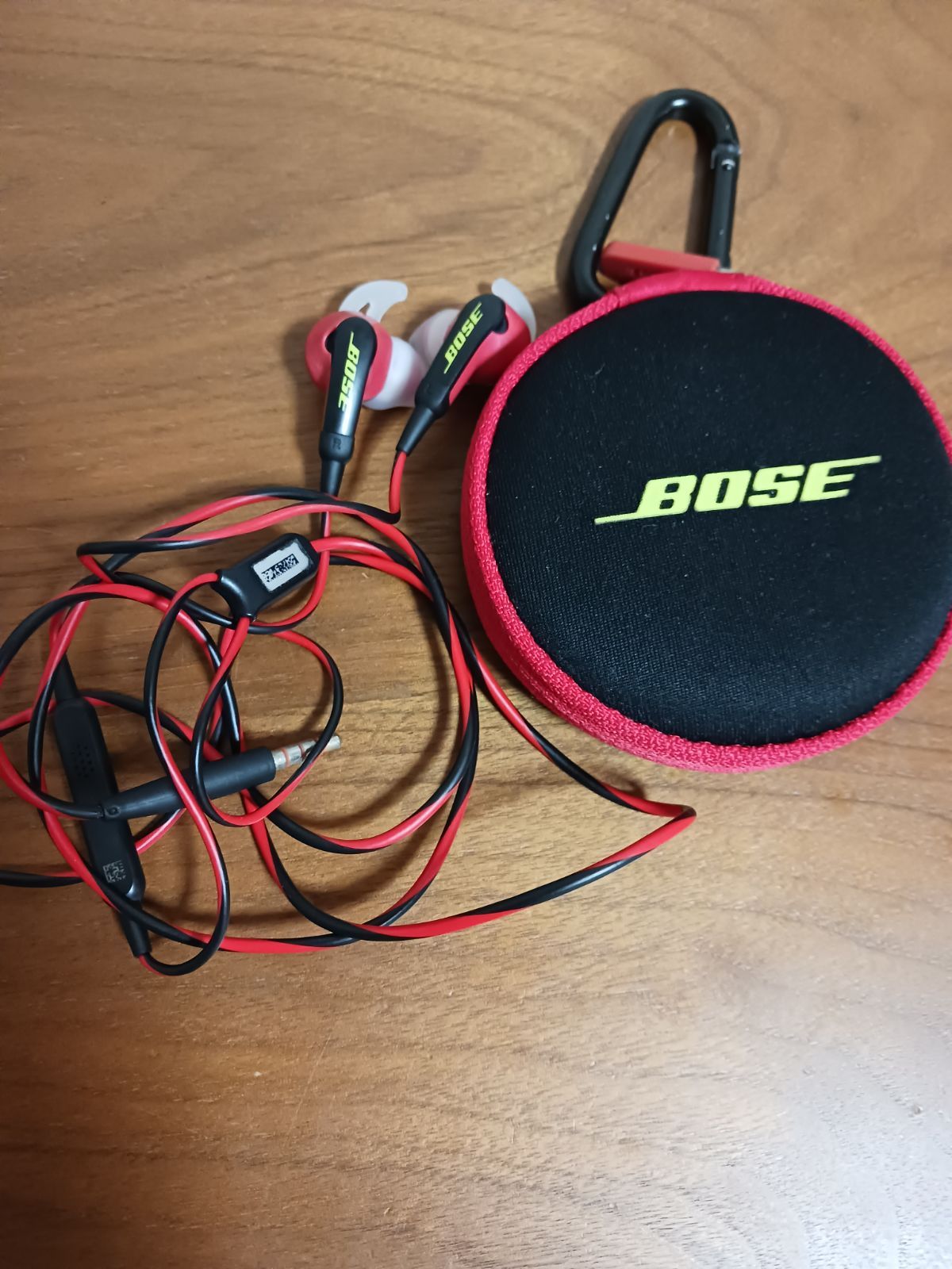 Bose SoundSport in-ear headphones Power Red