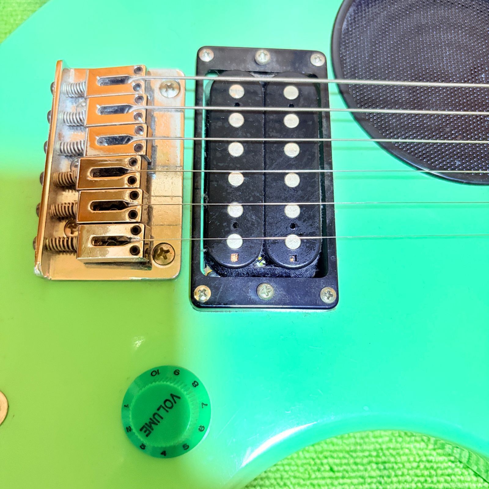 ア*ン様 人気色FERNANDES フェルナンデス ZO-3 ミントグリーン ア Fernandes ZO-3 ミントグリーン エレキギター 現状品 ケース付き