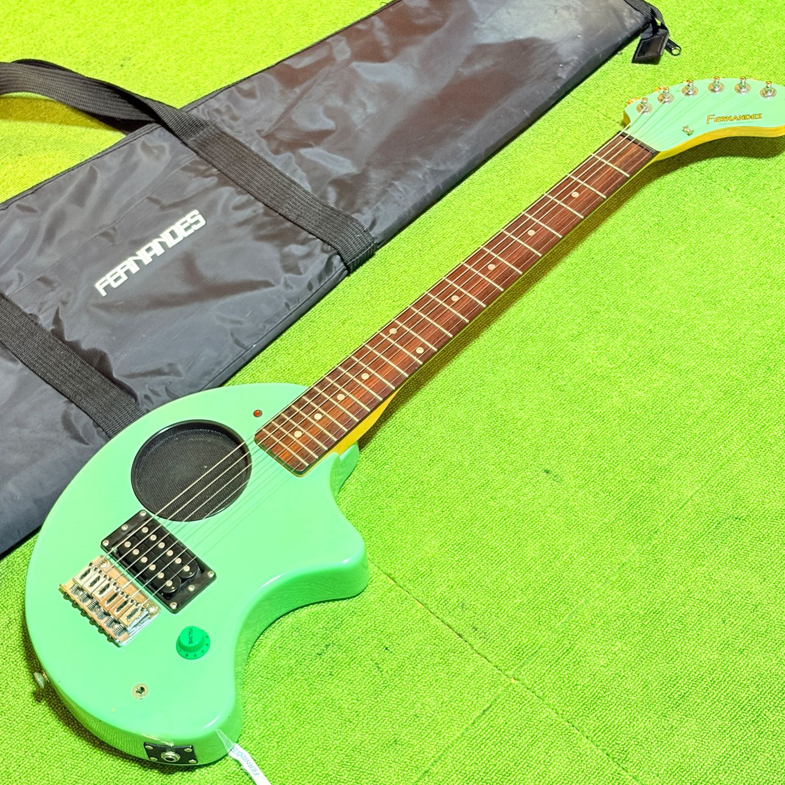 FERNANDES ZO-3 サーフグリーン エレキギター 純正楽器ケース付 Fernandes ZO-3 ミントグリーン エレキギター 現状品 ケース付き