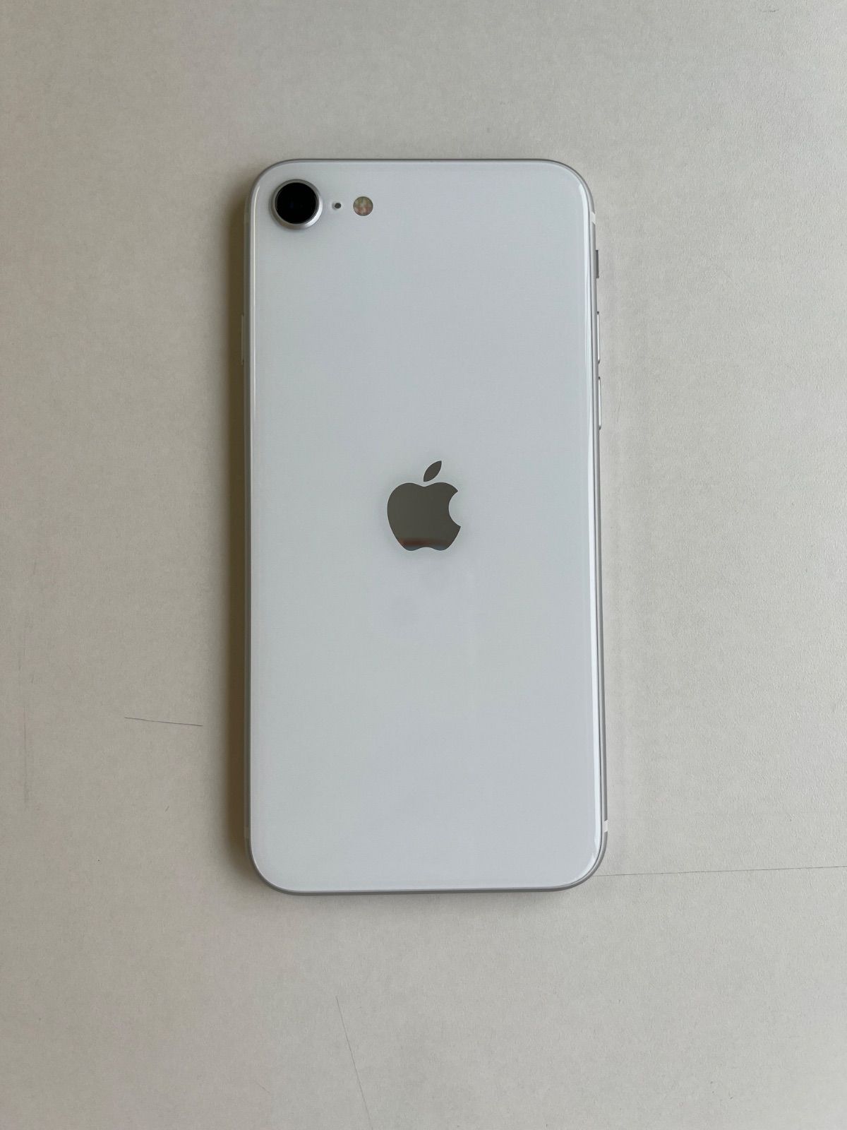 iPhone SE (第2世代) 64GB ホワイト Apple - メルカリ