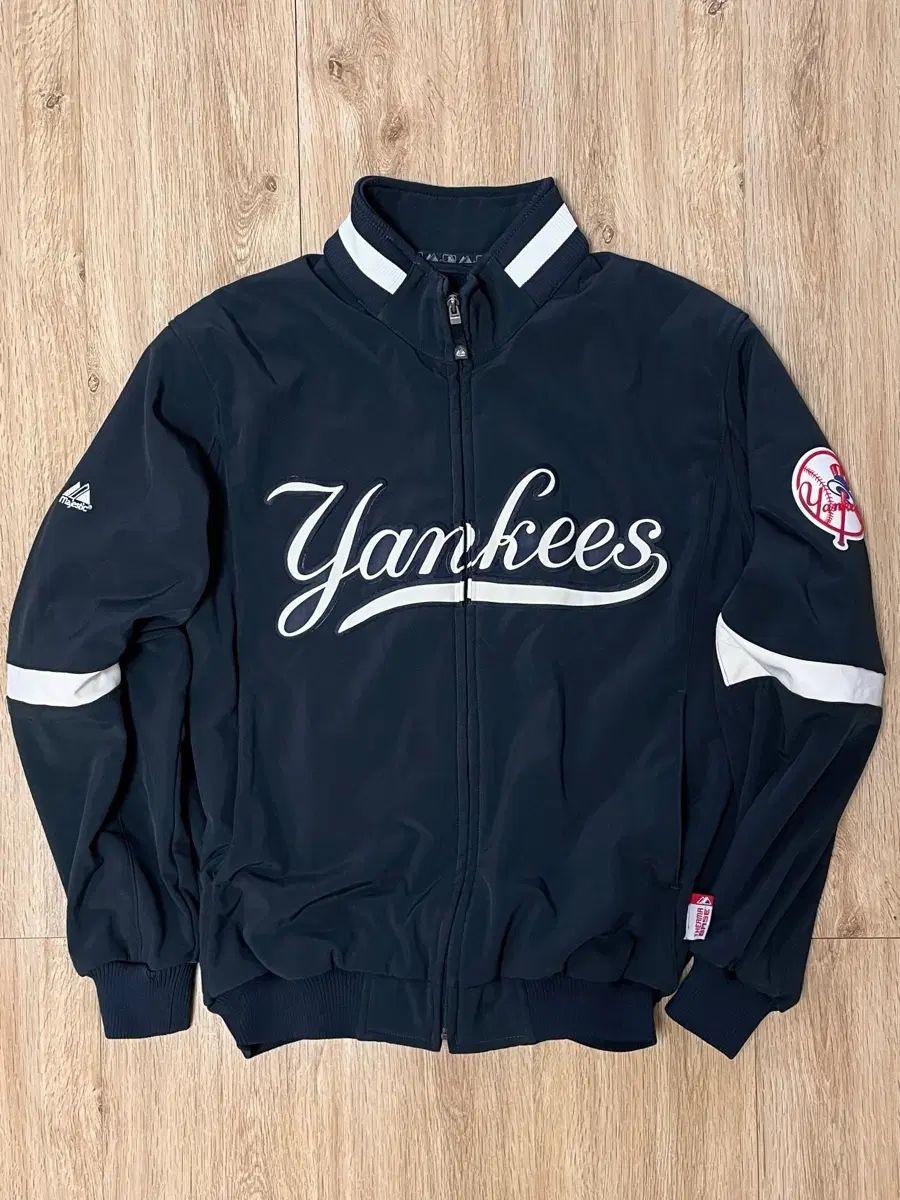 マジェスティック NEW YORK ニューヨーク・ヤンキース サーマベース ジャケット (裏地 フリース) オ・ウェン メジャーリーグ MLB